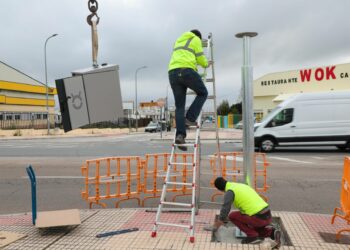Los 4 radares ya están instalados en Carbajosa y comenzarán a funcionar en los próximos días