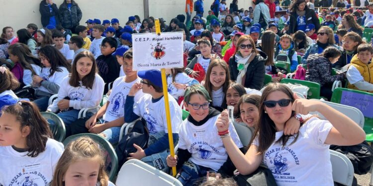 El XXV ‘Danzar de los Danzares’ se celebrará en el CEIP Armuña de Pedrosillo el Ralo el día 30