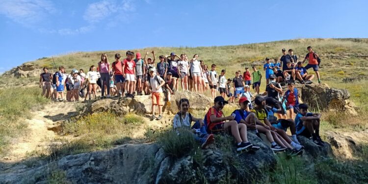 Los escolares de 5º y 6º del CRA La Flecha realizan la Ruta de la Cornisa para conocer el entorno natural de Cabrerizos