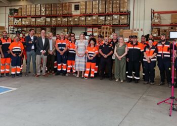 La Junta suministra material y vestuario a los voluntarios de Protección Civil de Santa Marta, Villares y Carbajosa por valor de 13.000 euros