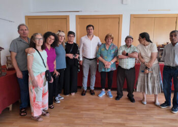 Manuel Santos homenajea al campo y a la provincia de Salamanca con una exposición realizada con madera reciclada