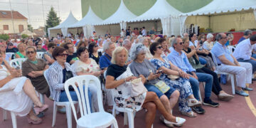Casetas, coplas y bailes para los mayores dinamizan las Fiestas del Señor de Cabrerizos
