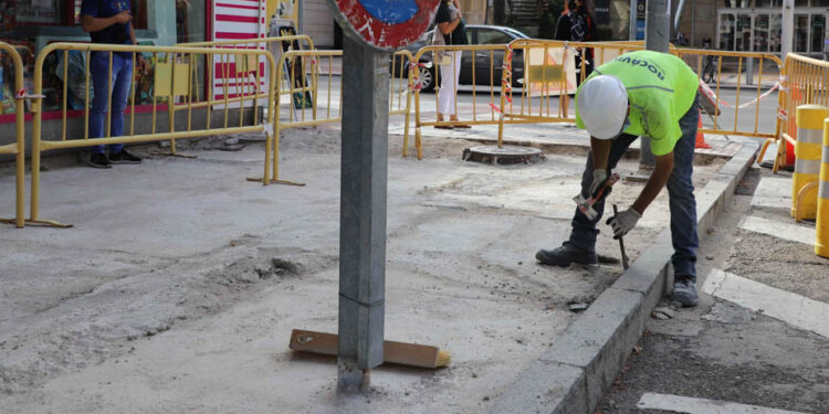 Las obras para la renovación de tuberías puede provocar una disminución de la presión en la zona norte de Salamanca
