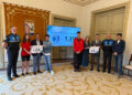 La Fundación AVIVA recibe los 1.316 euros y 93 kilos de alimentos recaudados en el Cross de la Policía Local