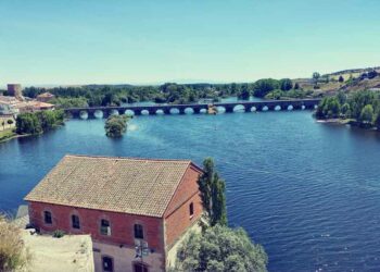 Policía Local y Protección Civil de Santa Marta colaboran en la búsqueda del joven desaparecido en Alba de Tormes