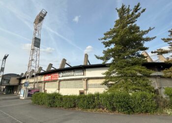 Villares confía en que el Salamanca UDS complete las obras en El Helmántico para garantizar la seguridad del estadio y evitar su cierre