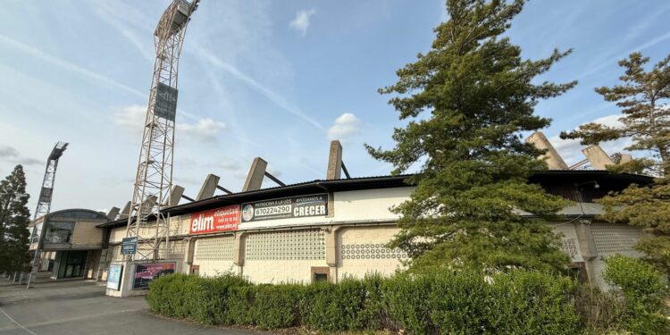 Villares confía en que el Salamanca UDS complete las obras en El Helmántico para garantizar la seguridad del estadio y evitar su cierre