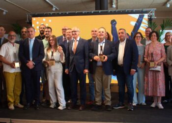 La iniciativa empresarial de producción de vino en lata en Villares se lleva un accésit de los ‘XIV Premios Emprendedores’ de Diputación