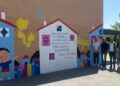 Educación reconoce al CEIP La Ladera su labor de fomento a la lectura con el mural ‘Dibujando la Palabra’