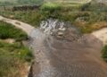 La rotura de la red general deja sin agua a Carbajosa