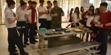 Santa Marta se viste de defensa para celebrar el Día de las Fuerzas Armadas en una jornada “de encuentro y comunicación con la sociedad”