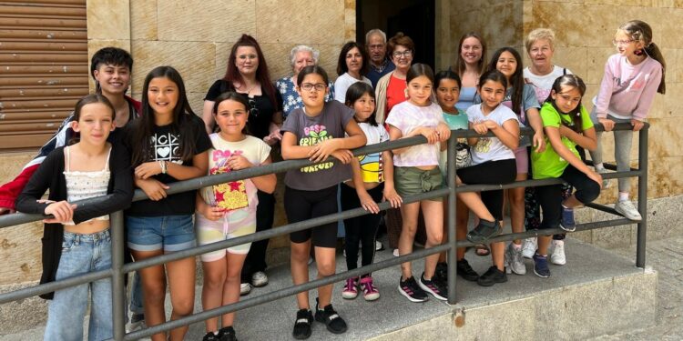 La Ciudad de los Niños de Villamayor organiza un mercadillo solidario a favor de Fundación Luna