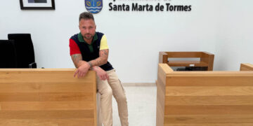 Norberto Flores, concejal de Juventud de Santa Marta: «El volumen de peñas ha crecido de forma exagerada»
