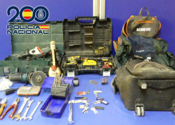 Detenidos dos hombres por ocupar una casa en el barrio de Pizarrales