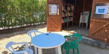 Las piscinas municipales de Cabrerizos estrenan el servicio del Punto de Lectura para los usuarios