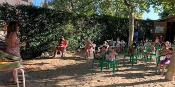 Las bibliopiscinas empapan el verano de literatura en el alfoz salmantino