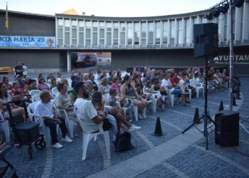 Un centenar de personas disfrutan con el teatro y el humor de la segunda sesión de ‘Marteatrando’