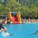 Más de un millar de santamartinos participan en una completísima ‘Pool Party’ que clausura la Semana de la Juventud