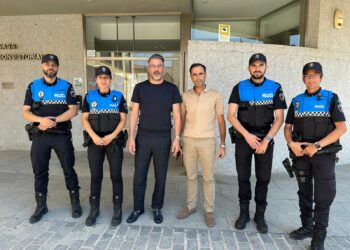 Villamayor incorpora el 4º agente para completar la plantilla de la Policía Local y reforzar el servicio con turnos de mañana y tarde y fines de semana