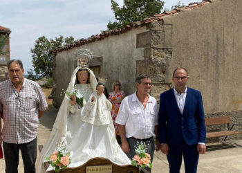 Santibáñez denuncia al alcalde del PSOE de Santa María de los Llanos, Juan Francisco Sánchez, por celebrar una capea de manera irregular