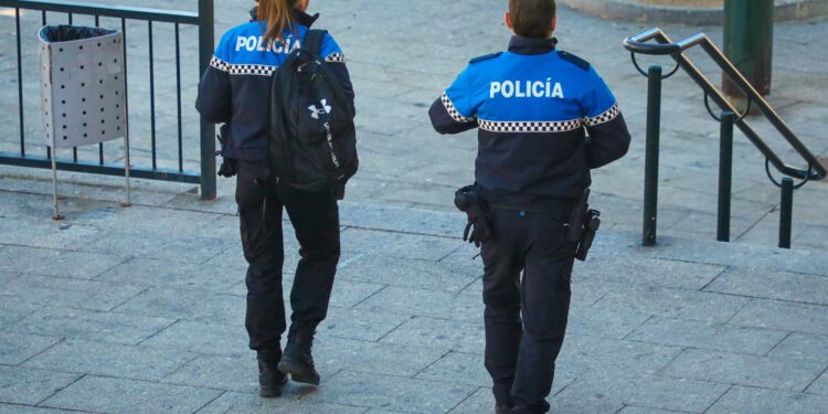 Confrontación entre Consistorio y sindicatos sobre la situación laboral de la Policía Local de Carbajosa
