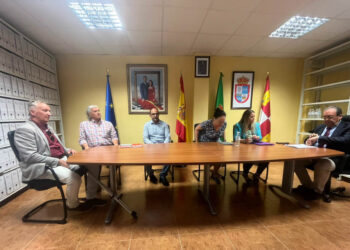 Prospera la moción de censura y el PSOE se hace con el Gobierno de Santibáñez de la Sierra