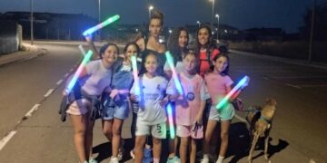 Más de doscientos vecinos de Aldeatejada participan en la 2ª marcha nocturna hasta Miranda de Azán