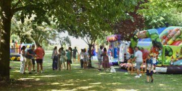 Carbajosa celebra con hinchables y grandes juegos infantiles el segundo día de sus fiestas de San Roque