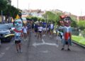 Música, cabezudos y juegos gigantes animan las calles de Carbajosa en el día grande de San Roque