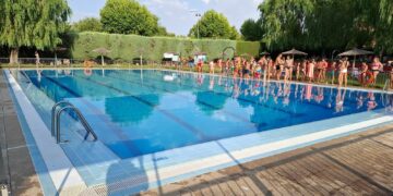 La presencia de heces en la piscina de Carbajosa obliga a cerrar el vaso grande al baño