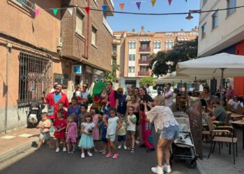 ‘Un día de fiesta’ pone el broche al novedoso programa de animación infantil ‘Calleojeando’