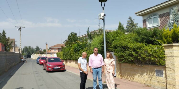 Santa Marta refuerza el control de tráfico con cuatro nuevas cámaras en Almendares, Los Sauces y Los Olivos