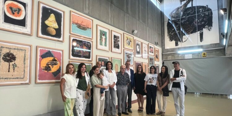 La Escuela de Hostelería de Santa Marta se convierte en una nueva sala expositiva con 50 grabados de 25 reconocidos artistas