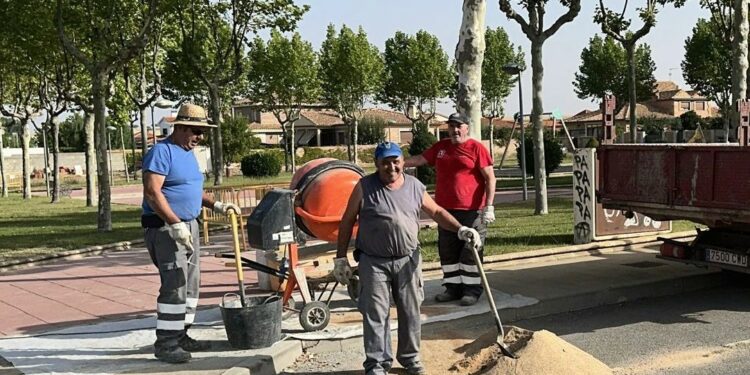 Villamayor invierte 292.756 euros para impulsar el empleo local con la incorporación de 13 trabajadores más