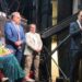 San Esteban corona a la Reina e inicia las fiestas con el pregón y el gran ambiente y colorido de las peñas