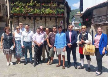 San Esteban de la Sierra presenta un completo programa para sus esperadas Fiestas del Cristo 2025