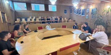 El Ayuntamiento se reúne con los vecinos para organizar las XII Vísperas Nupciales