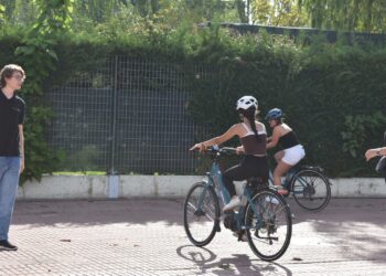 Un centenar de alumnos de instituto aprenden con el ‘Circuito de la Movilidad’ de Santa Marta