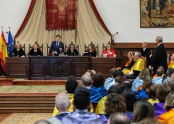 La Junta reafirma su compromiso con la Universidad en la apertura del curso académico