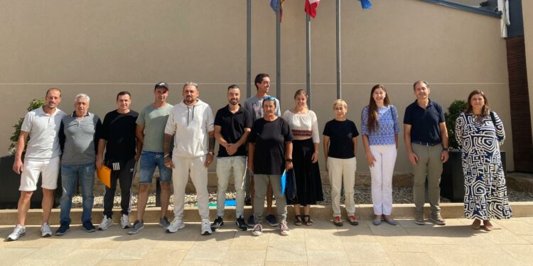 La AFE ‘Sostenibilidad Verde’ de jardinería y floristería concluye con la decoración de los espacios verdes de Aldeatejada