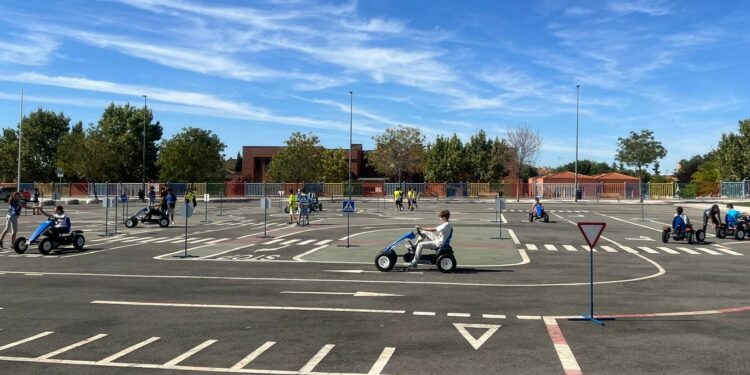 Deportes urbanos, paseo saludable, yincana, circuito de ‘amotos’ y educación vial en la Semana de la Movilidad de Carbajosa