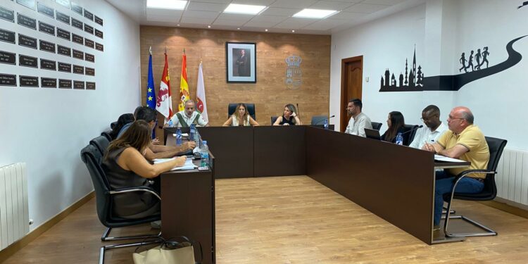 Castellanos saca adelante el convenio con el Somacyl para la construcción de cinco VPO en el municipio