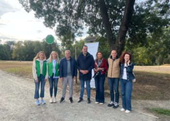 Cientos de personas disfrutan de la jornada de ocio y convivencia del 2º Día de las Familias en la Isla del Soto