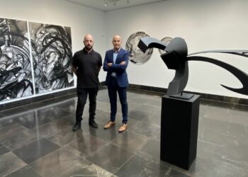 Daniel Martín tiñe de negro la sala Tragaluz con la exposición ‘BLACK’
