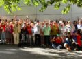 Más de un centenar de personas caminan por la movilidad en el paseo saludable por Santa Marta