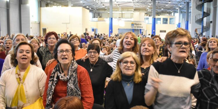 Más de 2.000 mujeres de la provincia celebran el Día de la Mujer Rural: “Habéis contribuido a crear una sociedad más justa y mejor”