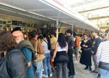 La Plaza Mayor de Salamanca acoge la 31 edición de la Feria del Libro Antiguo y de Ocasión