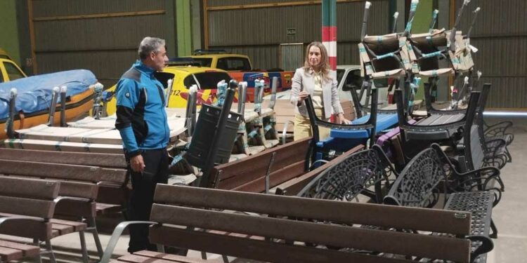 Nuevo mobiliario urbano para la urbanización Valdelagua, Fontanica y la avenida Segovia