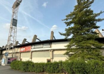 El Salamanca CF-UDS jugará el domingo en el Helmántico «bajo su responsabilidad»