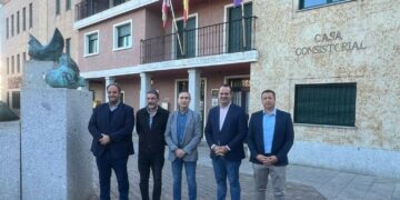 Rebelión de los ayuntamientos contra la aplicación del ‘basurazo’ impuesto por el Gobierno central a los vecinos